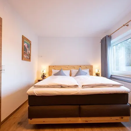Haus Kreuzbichl Casa vacanze *