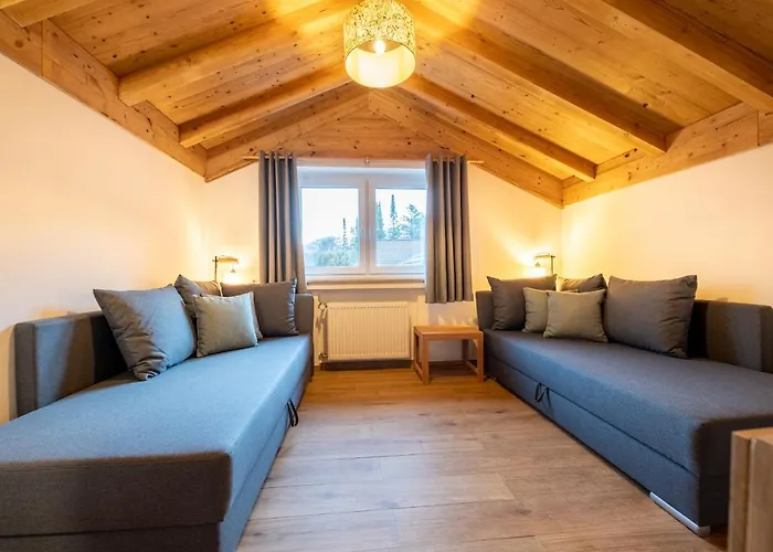 Haus Kreuzbichl Дом отдыха Грайнау